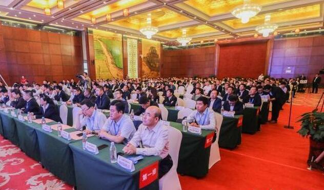 榆陽(yáng)區(qū)煤炭公司應(yīng)邀參加2018中國(guó)榆林煤炭、蘭炭暨能化裝備簽約訂貨會(huì)